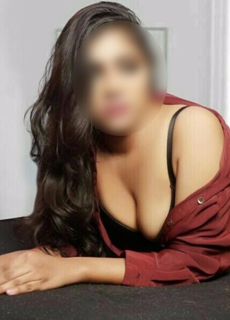 Housewife escorts in Kolkata