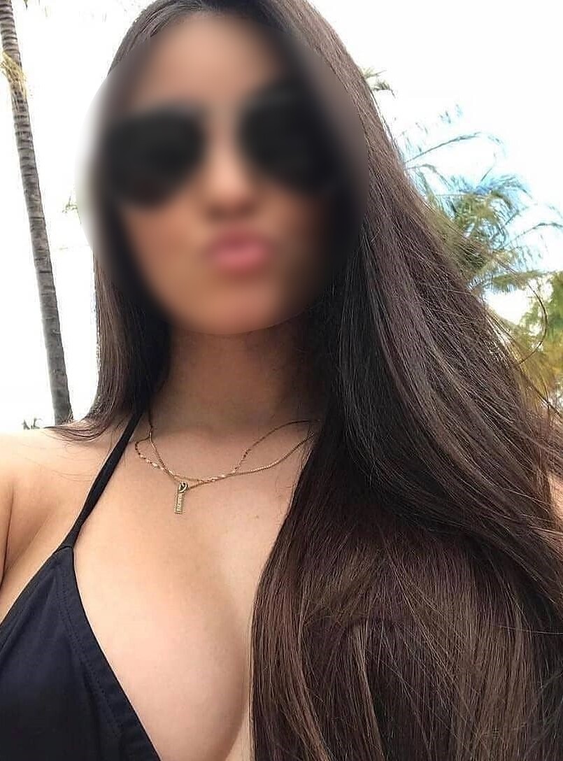 Escort service in Chinar Park